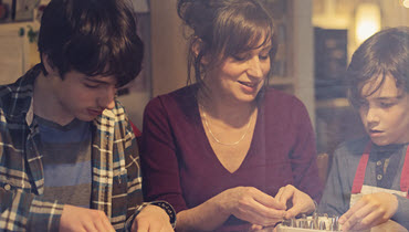 Apprendre à son enfant comment utiliser sa première carte de debit